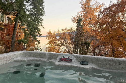 Photo 4 - Lakeside Whitefish Cottage w/ Private Hot Tub