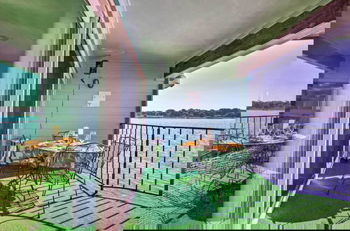 Foto 35 - Resort-style Lake Conroe Retreat w/ Balcony & View