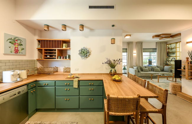 Charming 2BR Apt w a Breathtaking Patio - Foto 14