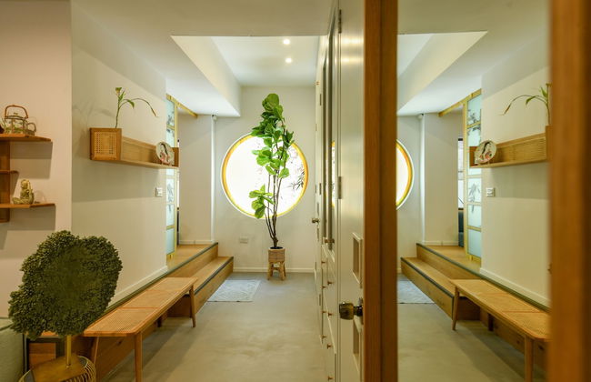 Charming 2BR Apt w a Breathtaking Patio - Foto 35