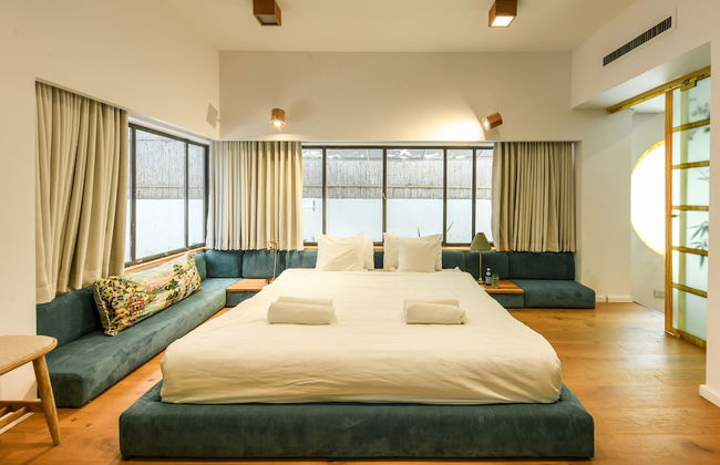 Charming 2BR Apt w a Breathtaking Patio - Foto 8