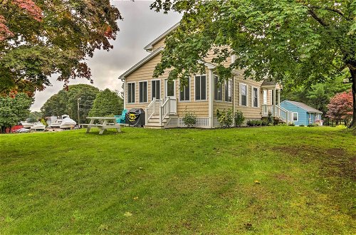 Photo 5 - Charming Home w/ Yard: Steps to Pawcatuck River