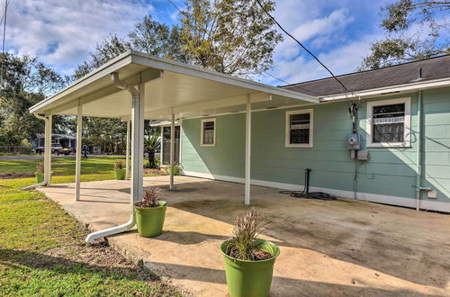 Photo 26 - Charming Gulf Coast Cottage - 1 Mile to the Coast