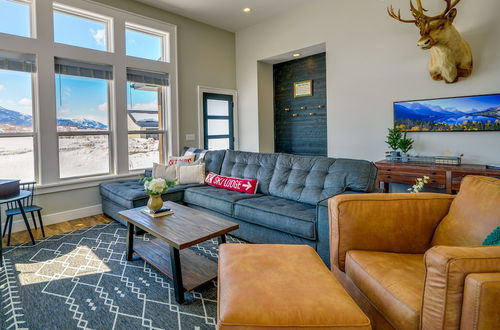 Photo 9 - Stylish Montana Vacation Rental w/ Private Hot Tub