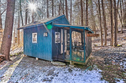 Photo 17 - Cozy Falls Brook Cabin: Hike & Swim On-site