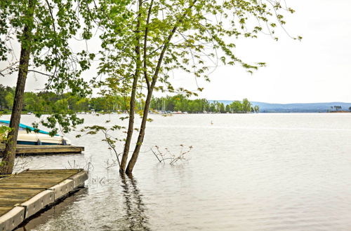 Foto 25 - Mayfield Home w/ Private Dock on Lake Sacandaga