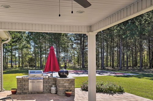 Photo 9 - Bright Hopkins Home w/ Game Room & Fire Pit