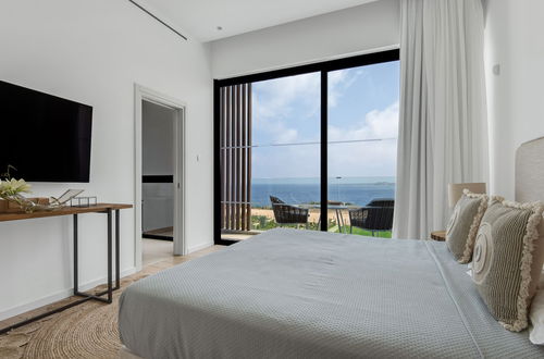 Photo 3 - Sanders Konnos Bay Aphrodite - Exquisite 6-bedroom Villa On the Beach Front