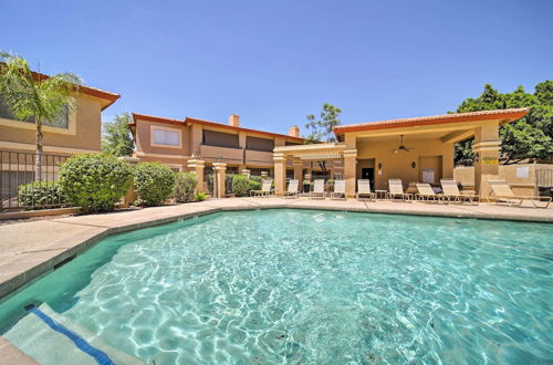 Foto 34 - Phoenix Townhome w/ Pool Access, 13 Mi to Old Town