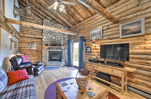 Photo 4 - Pet-friendly New York Cabin w/ Hot Tub & Game Room