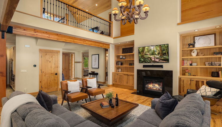 Photo 1 - Stunning Suncadia Retreat w/ Hot Tub + Game Room