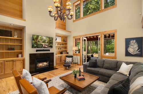 Photo 14 - Stunning Suncadia Retreat w/ Hot Tub + Game Room