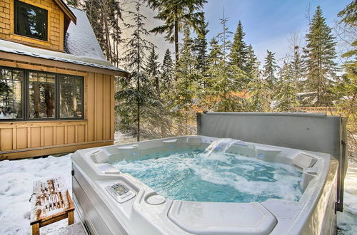 Photo 4 - Stunning Suncadia Retreat w/ Hot Tub + Game Room