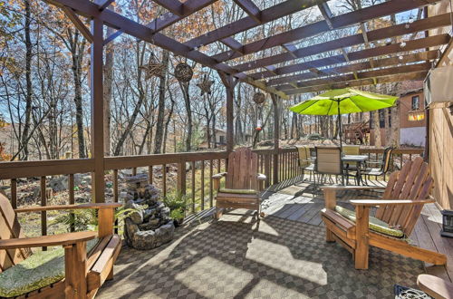 Photo 11 - Poconos Vacation Rental w/ Pool Access & Hot Tub