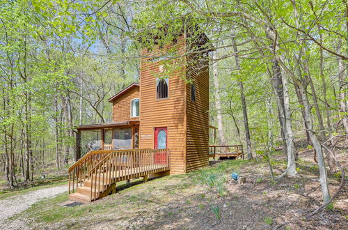 Foto 41 - Dreamy Indiana Cabin Rental w/ Shared Amenities