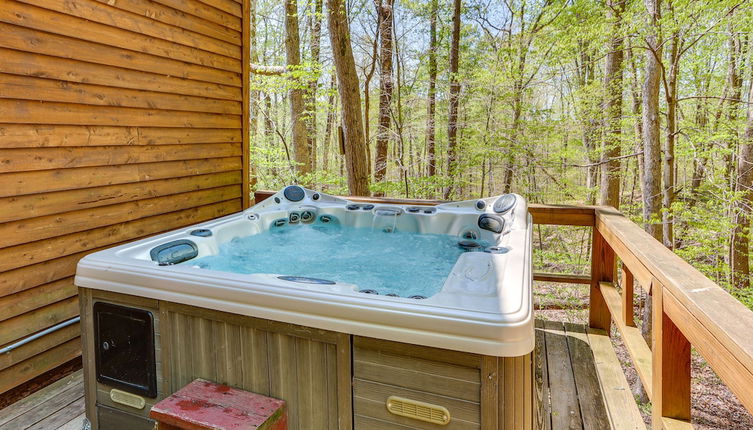 Photo 1 - Dreamy Indiana Cabin Rental w/ Shared Amenities