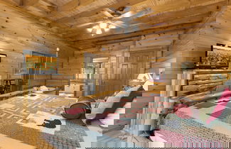 Photo 2 - Mountain Cinema Lodge