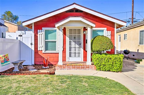 Photo 9 - Colorful Long Beach Bungalow w/ Patio & Grill