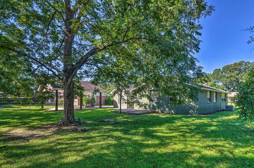 Photo 9 - Hartford Home w/ Updated Interior & Backyard