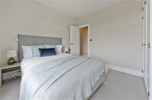 Photo 12 - Fabulous Three Bedroom Flat Near Marylebone by Underthedoormat