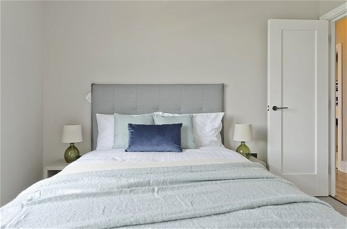 Photo 11 - Fabulous Three Bedroom Flat Near Marylebone by Underthedoormat