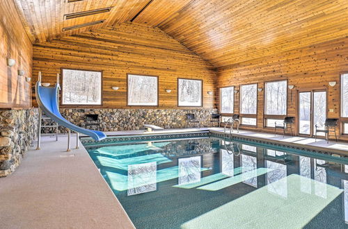 Photo 15 - Lodge w/ Indoor Pool, Along Devil's Lake Park