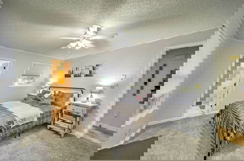 Foto 2 - Updated Cabin in Golf Community + Pool Access