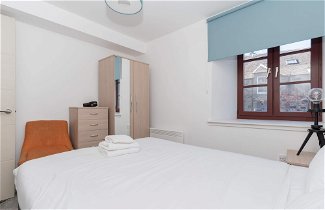 Photo 1 - Homely and Central 2BD Flat - Leith