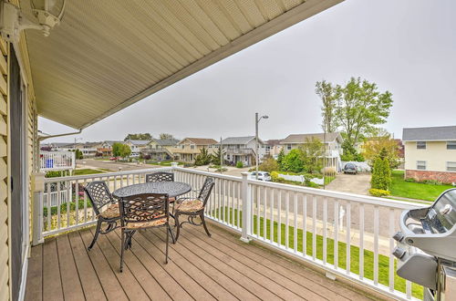 Photo 7 - Brigantine Condo w/ Gas Grill - Walk to Beach