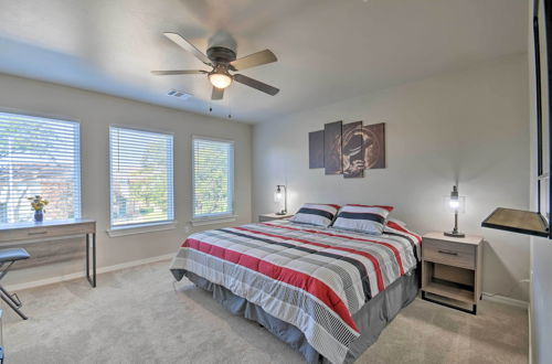 Photo 16 - Bright Amarillo Townhome Near Parks & Town