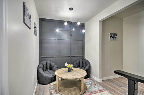 Photo 14 - Bright Amarillo Townhome Near Parks & Town