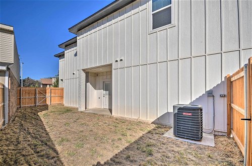 Photo 8 - Bright Amarillo Townhome Near Parks & Town