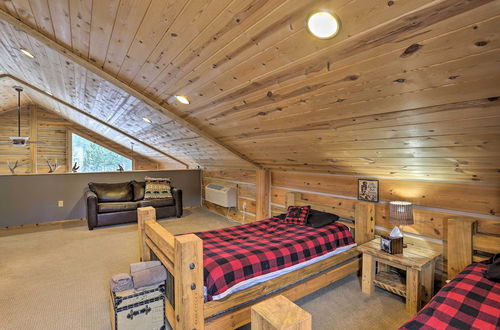 Foto 24 - Cozy & Private Custer Cabin w/ Hiking On-site