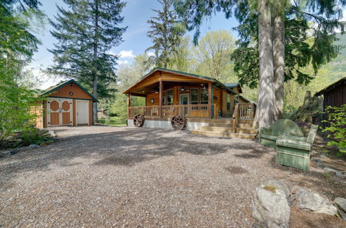 Photo 15 - 'moose Lodge' Cabin w/ Entertainment Gazebo