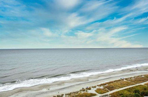 Photo 36 - Breathtaking 2BR w Oceanview