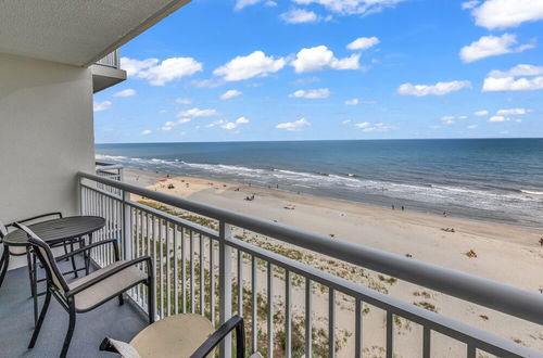 Photo 20 - Breathtaking 2BR w Oceanview