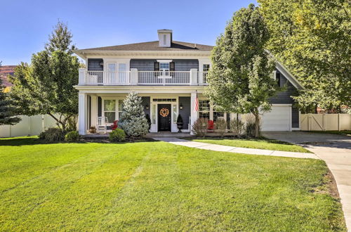 Photo 1 - Spacious Midway Home w/ Balcony + Mtn Views