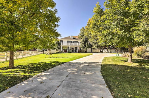 Photo 2 - Spacious Midway Home w/ Balcony + Mtn Views