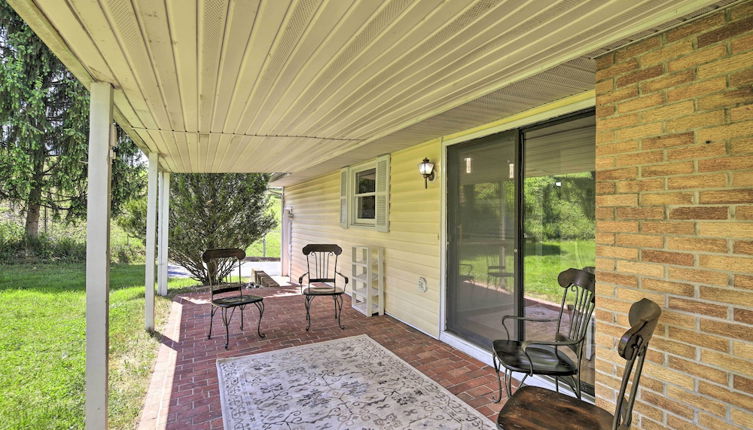 Photo 1 - Bluefield Retreat w/ Pool Table: Near Parks