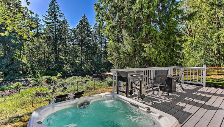 Photo 1 - Riverfront Dorena Home w/ Hot Tub & Game Room