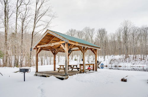 Photo 43 - Magnificent Victory Cabin w/ Private Hot Tub