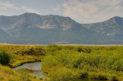 Photo 22 - Cozy Henrys Lake Escape - 20 Miles to Yellowstone