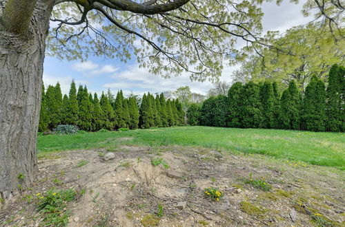 Photo 6 - North Babylon Home, Near Belmont Lake State Park