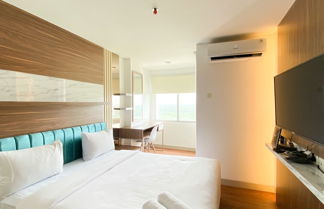 Photo 1 - Homey And Comfortable Studio At Enviro Apartment