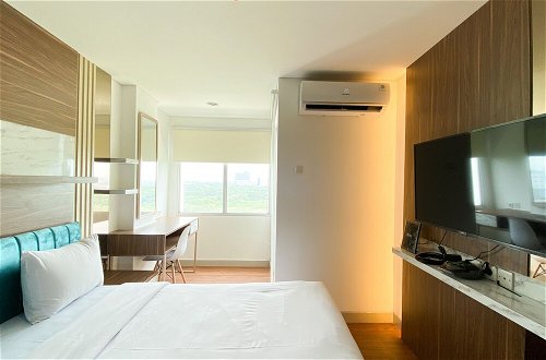 Photo 2 - Homey And Comfortable Studio At Enviro Apartment