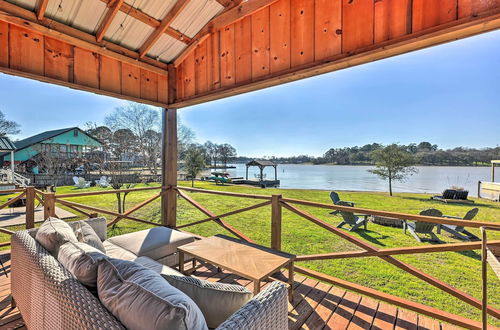 Photo 6 - Cozy, New-build Cabin: Steps to Lake Conroe