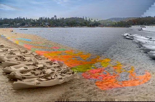Photo 26 - Marina Beach Lodge - Lakefront Home on Beach! by Yosemite Region Resorts