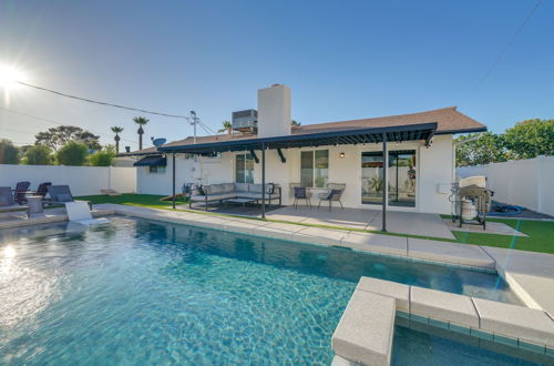 Foto 22 - Scottsdale Abode: Fire Pit & Private Pool w/ Spa