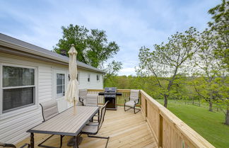 Photo 3 - Cozy Kentucky Retreat - Deck, Near Ark Encounter