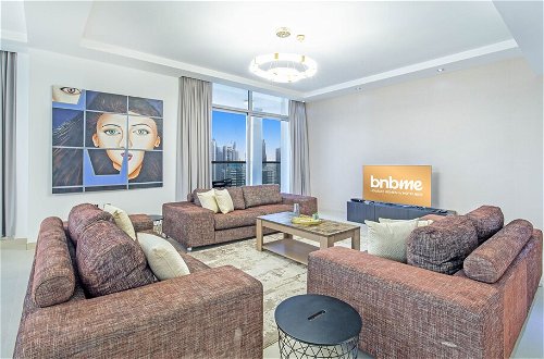Photo 18 - 4B-Skyview-2301 by bnbme homes
